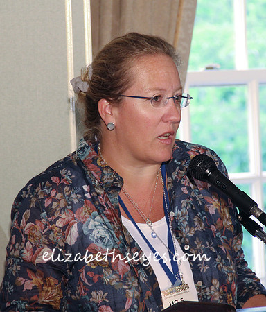 Elisabeth Sabaditsch-Wolff speaking at the luncheon
